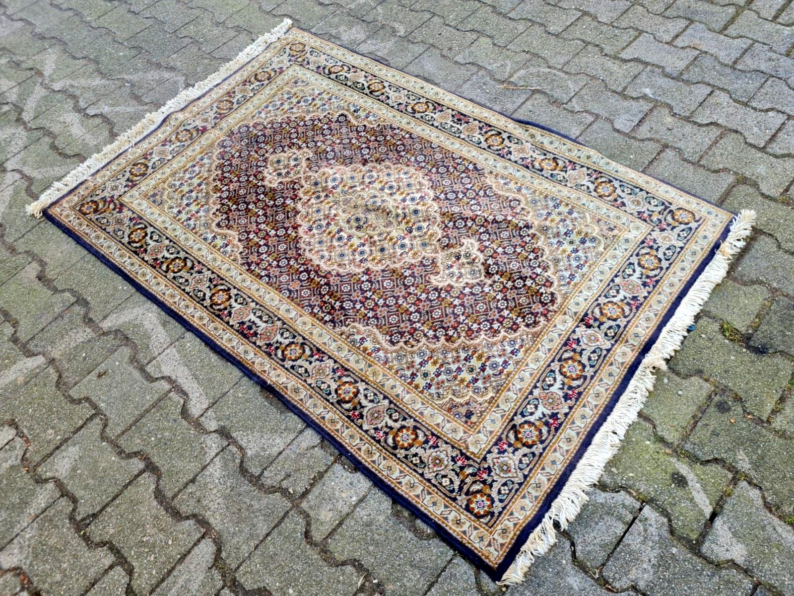 Tappeto Tabriz persiano vintage fatto a mano 3,4' x 4,9' anni '70 - 2K64 In condizioni buone in vendita a Bordeaux, FR