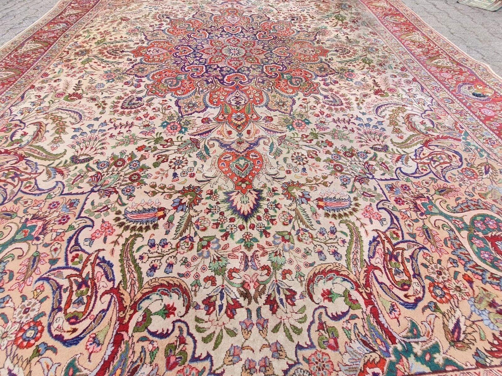 Handgefertigter Vintage Persisch Tabriz Teppich 9.7' x 12.9' (297cm x 392cm) 1950s - 2K09 im Zustand „Gut“ im Angebot in Bordeaux, FR