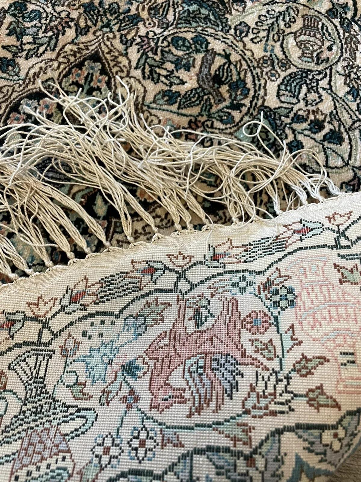 Tappeto di seta persiano Tabriz d'epoca fatto a mano 2,2' x 2,8', anni 1905 - 1N43 in vendita 5