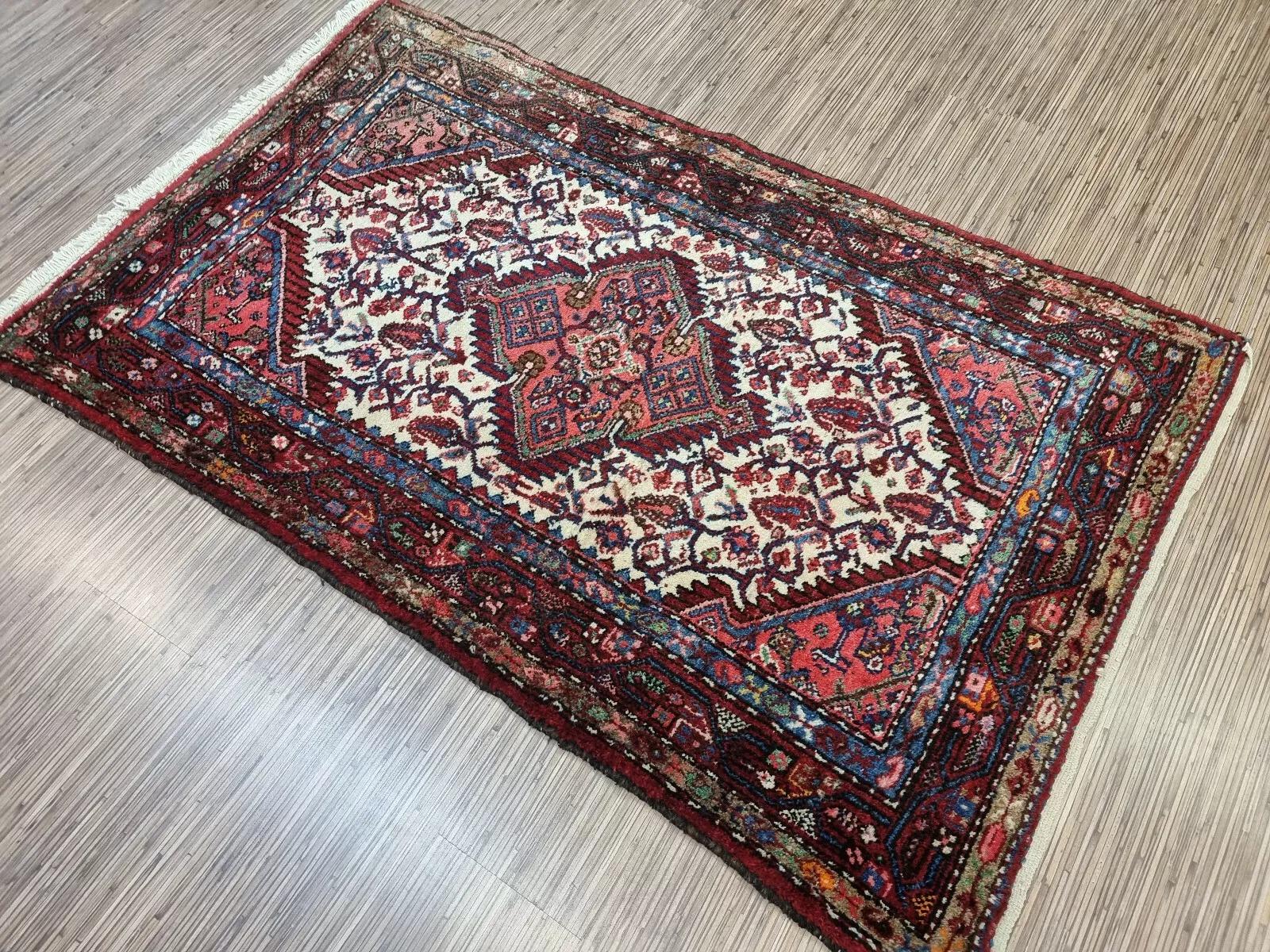 Tappeto persiano vintage Hamadan fatto a mano 3,1' x 5,1' 1950 - 1D184 in vendita 2