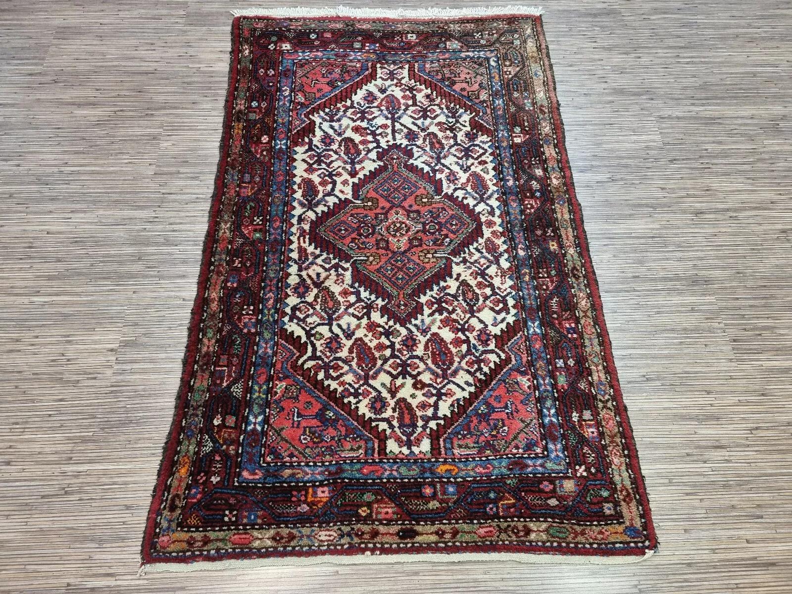 Tappeto persiano vintage Hamadan fatto a mano 3,1' x 5,1' 1950 - 1D184 in vendita 3