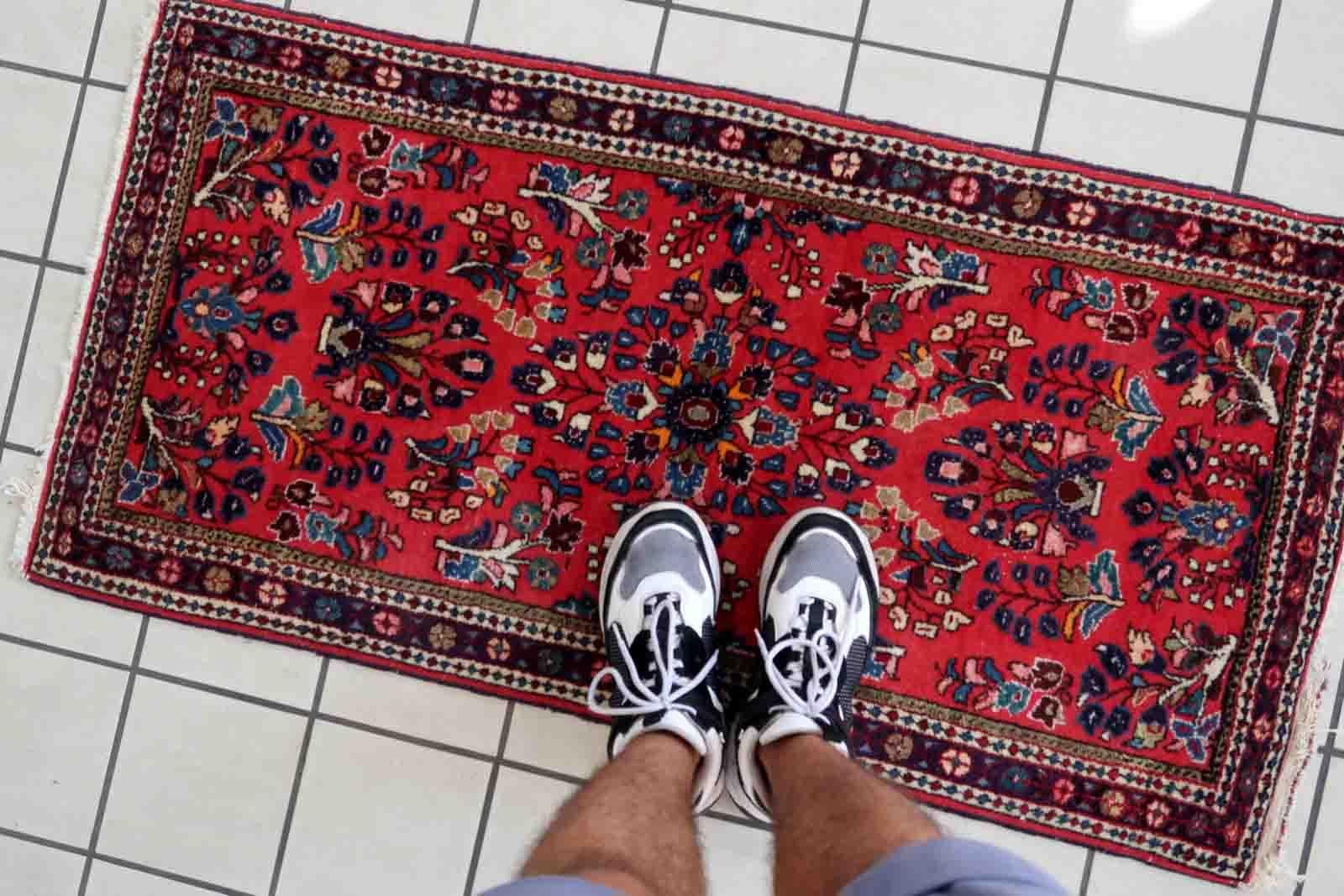 Annodato a mano Tappeto vintage in stile Sarouk fatto a mano, anni '70, 1C998 in vendita