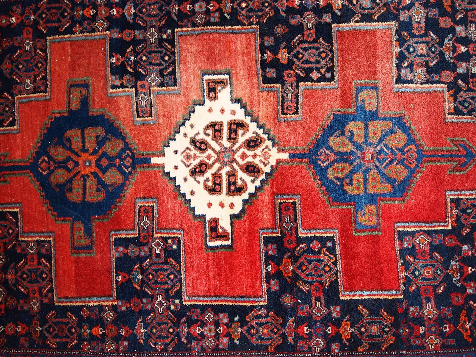 Handgefertigter Vintage-Teppich im Senneh-Stil:: 1960er Jahre:: 1C679 (Mitte des 20. Jahrhunderts) im Angebot