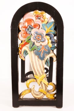 Sgabello per vanità fatto a mano, vintage, di piccole dimensioni, intagliato e dipinto in stile Folk Art.