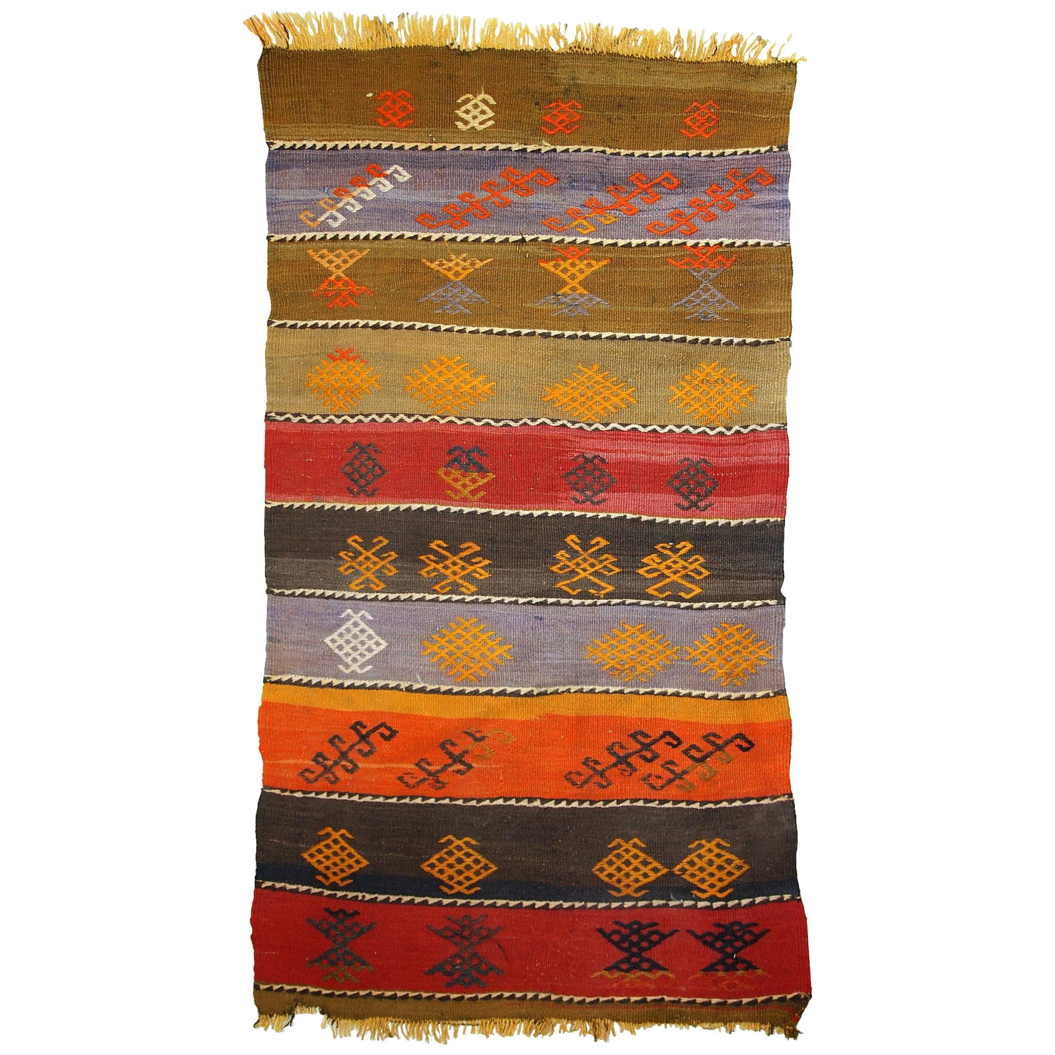 Kilim vintage de style Sumak fait à la main, années 1940, 1C608 en vente