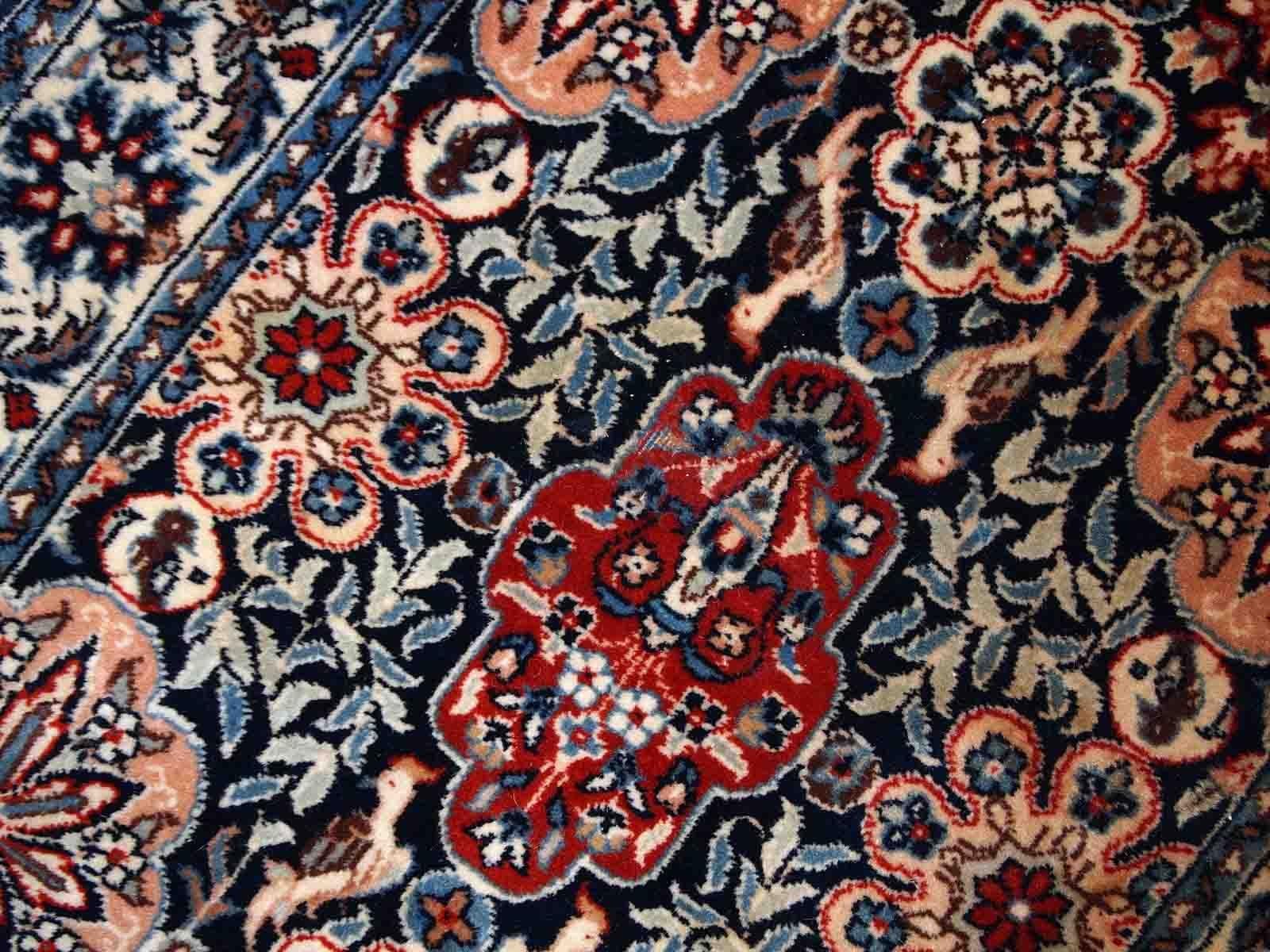 Handgefertigter Vintage-Teppich im Täbris-Stil, 1950er Jahre, 1C775 im Zustand „Relativ gut“ in Bordeaux, FR