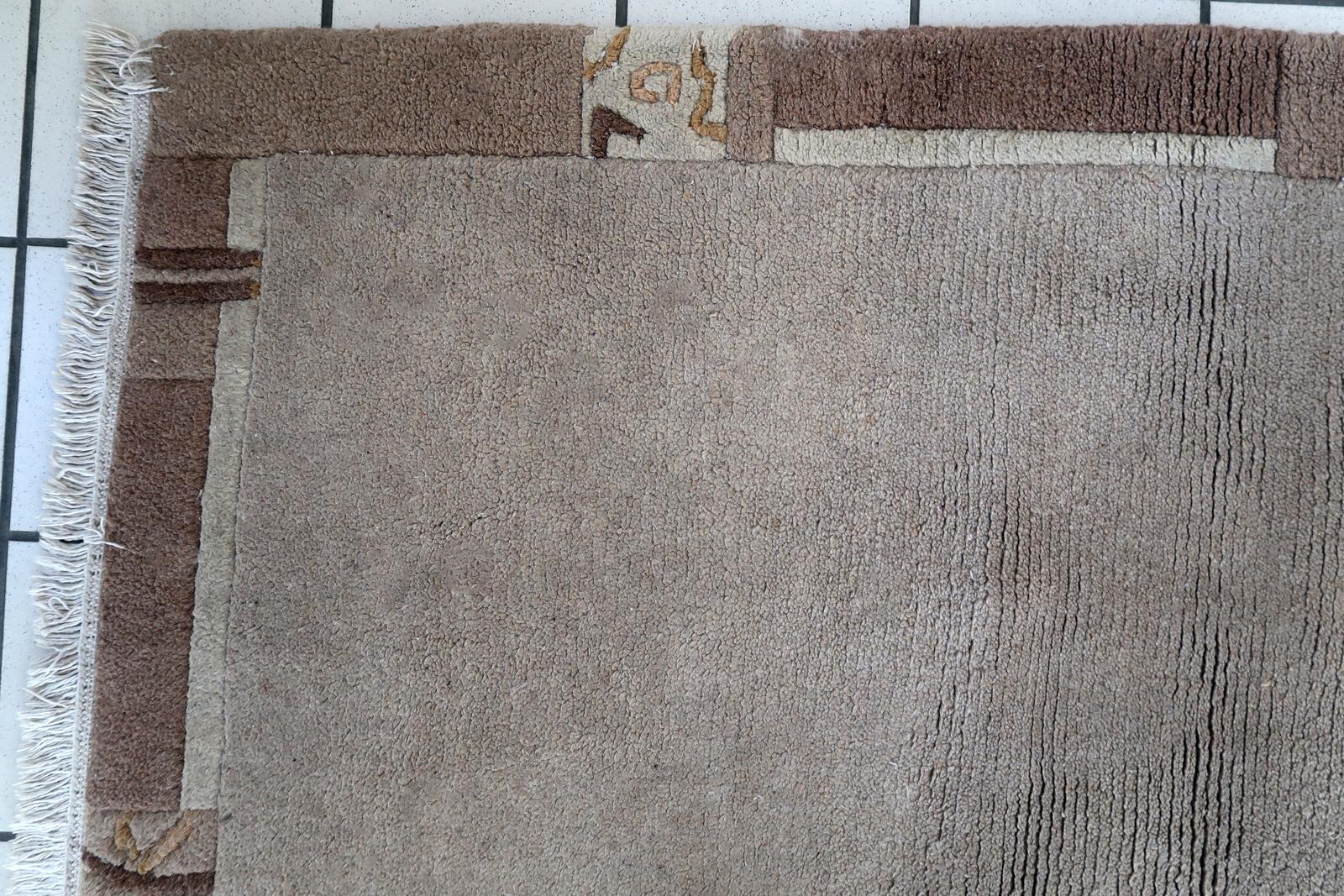 Handgefertigter tibetisch-khadenischer Vintage-Teppich, 1970er Jahre, 1C819 im Zustand „Gut“ im Angebot in Bordeaux, FR