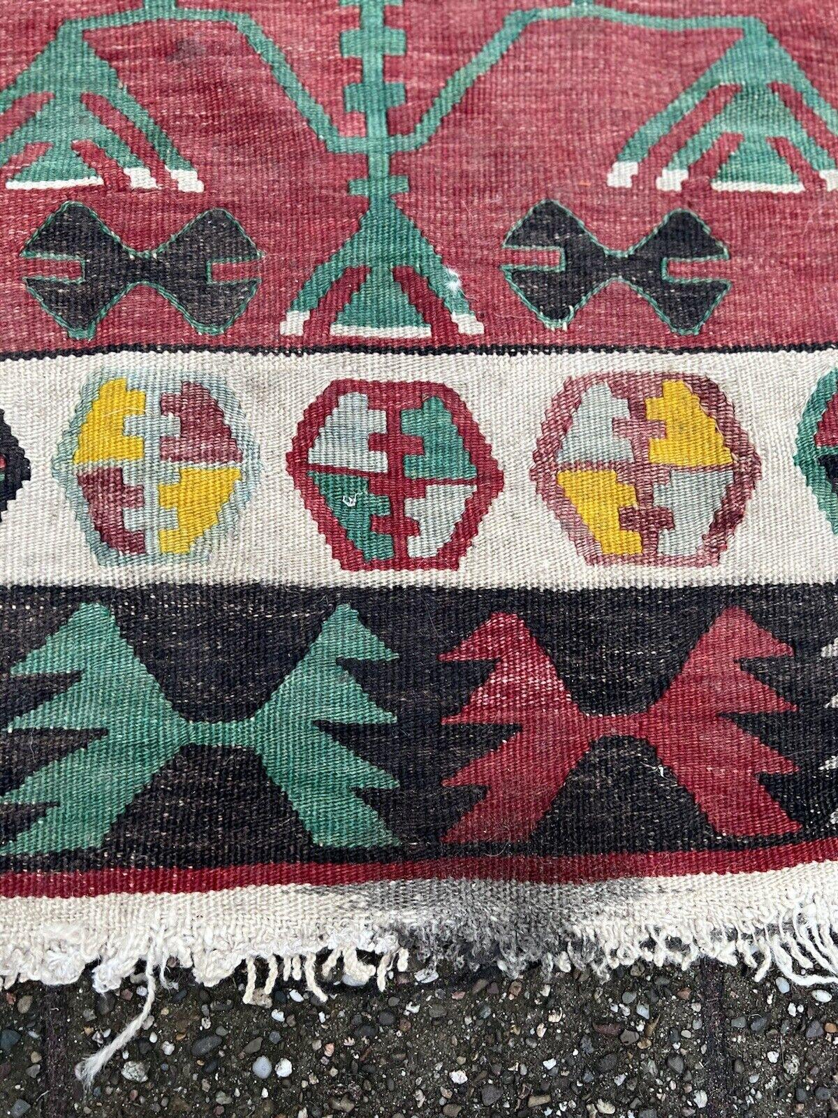 Handmade Vintage Turkish Anatolian Kilim Rug 3' x 4.7', 1970s - 1S62 In Good Condition For Sale In Bordeaux, FR