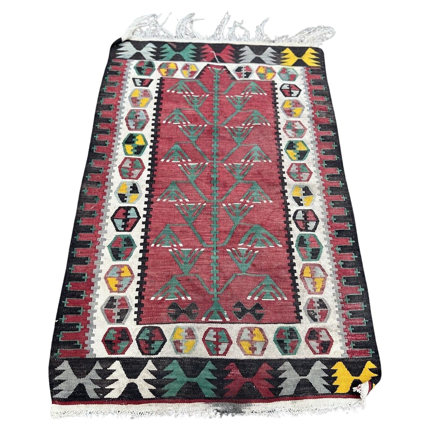 Handgefertigter türkischer Anatolischer Kelim-Teppich im Vintage-Stil 3' x 4,7', 1970er Jahre - 1S62
