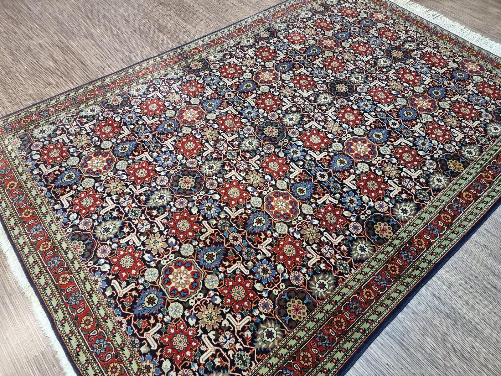 Handmade Vintage Turkish Hereke Rug 6.7' x 10.1' 1980s - 1D193 For Sale 1