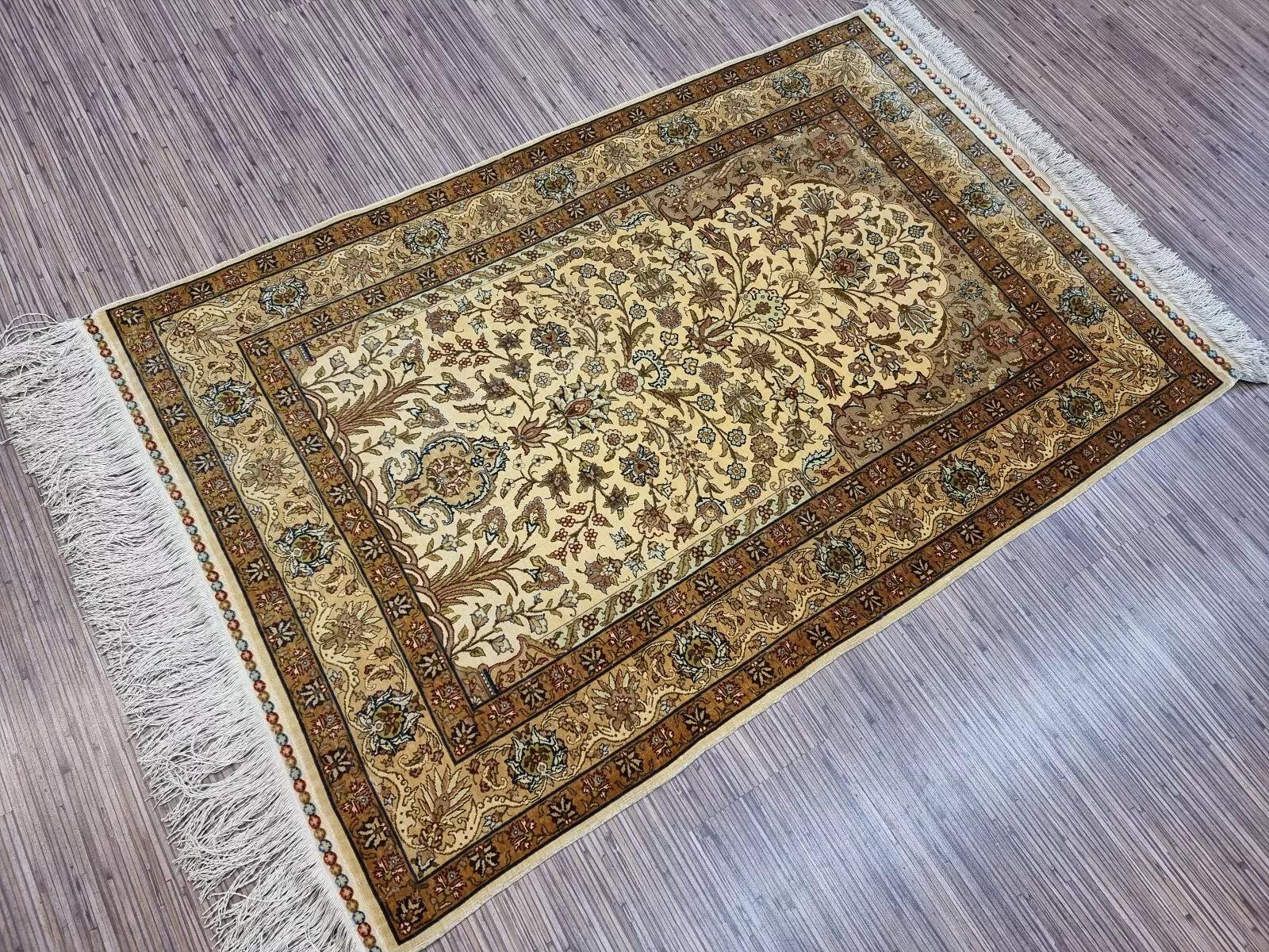 Handmade Vintage Turkish Hereke Silk Prayer Rug 3' x 4.3', 1970s - 1D126 3