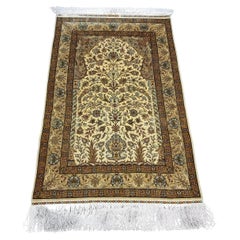 Handmade Vintage Turkish Hereke Silk Prayer Rug 3' x 4.3', 1970s - 1D126