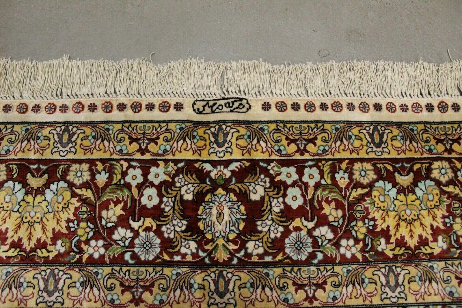 Handmade Vintage Turkish Hereke Silk Prayer Rug 3.3' x 4.7', 1950s - 1K40 For Sale 6