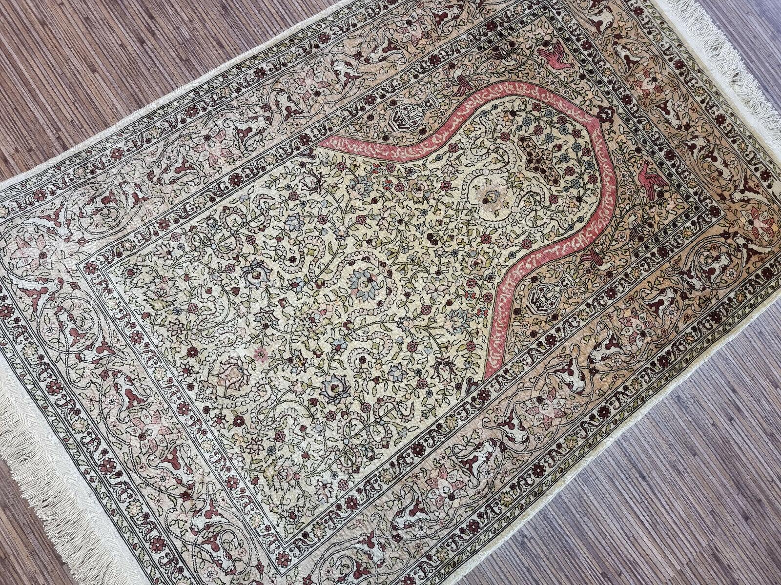 Tappeto di seta turco Hereke vintage fatto a mano 2,6' x 3,7', anni '80 - 1D134 in vendita 6