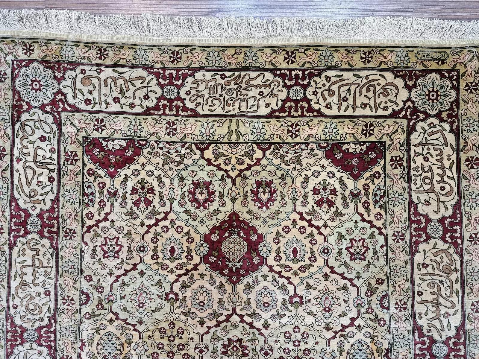 Seta Tappeto di seta turco Hereke vintage fatto a mano 3,3' x 4,7', anni '60 - 1D128 in vendita
