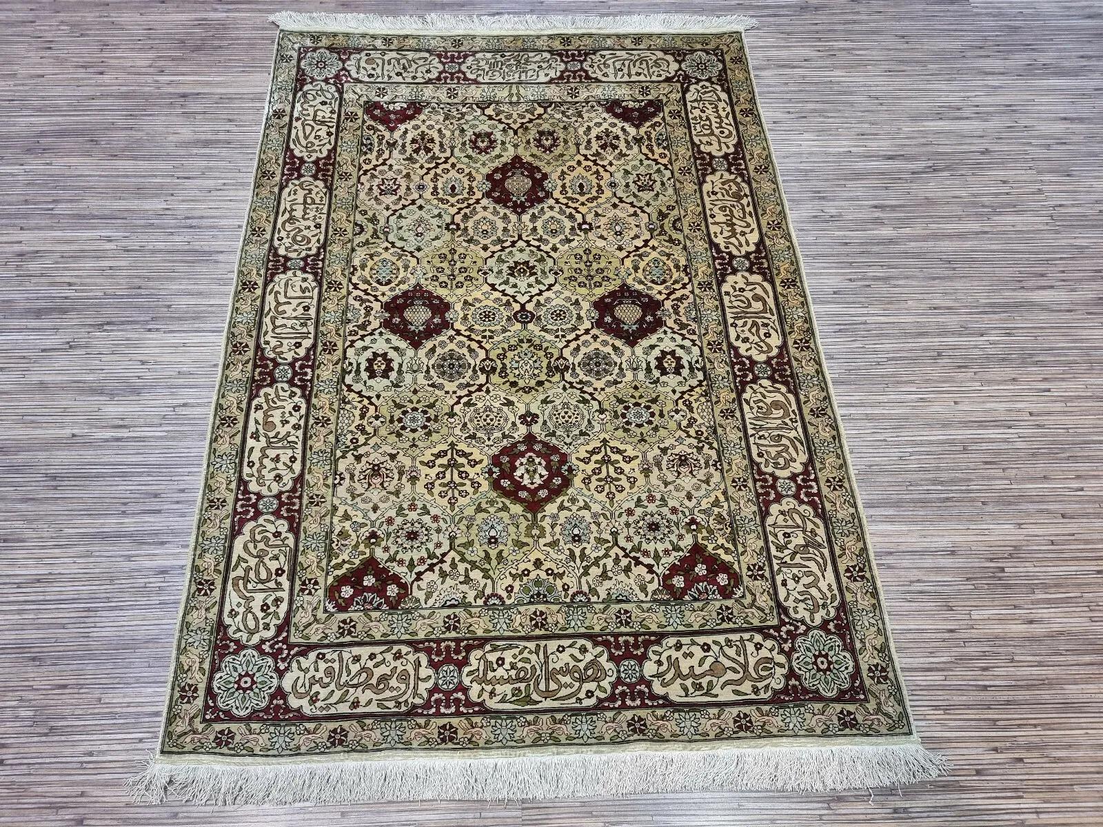 Tappeto di seta turco Hereke vintage fatto a mano 3,3' x 4,7', anni '60 - 1D128 in vendita 3