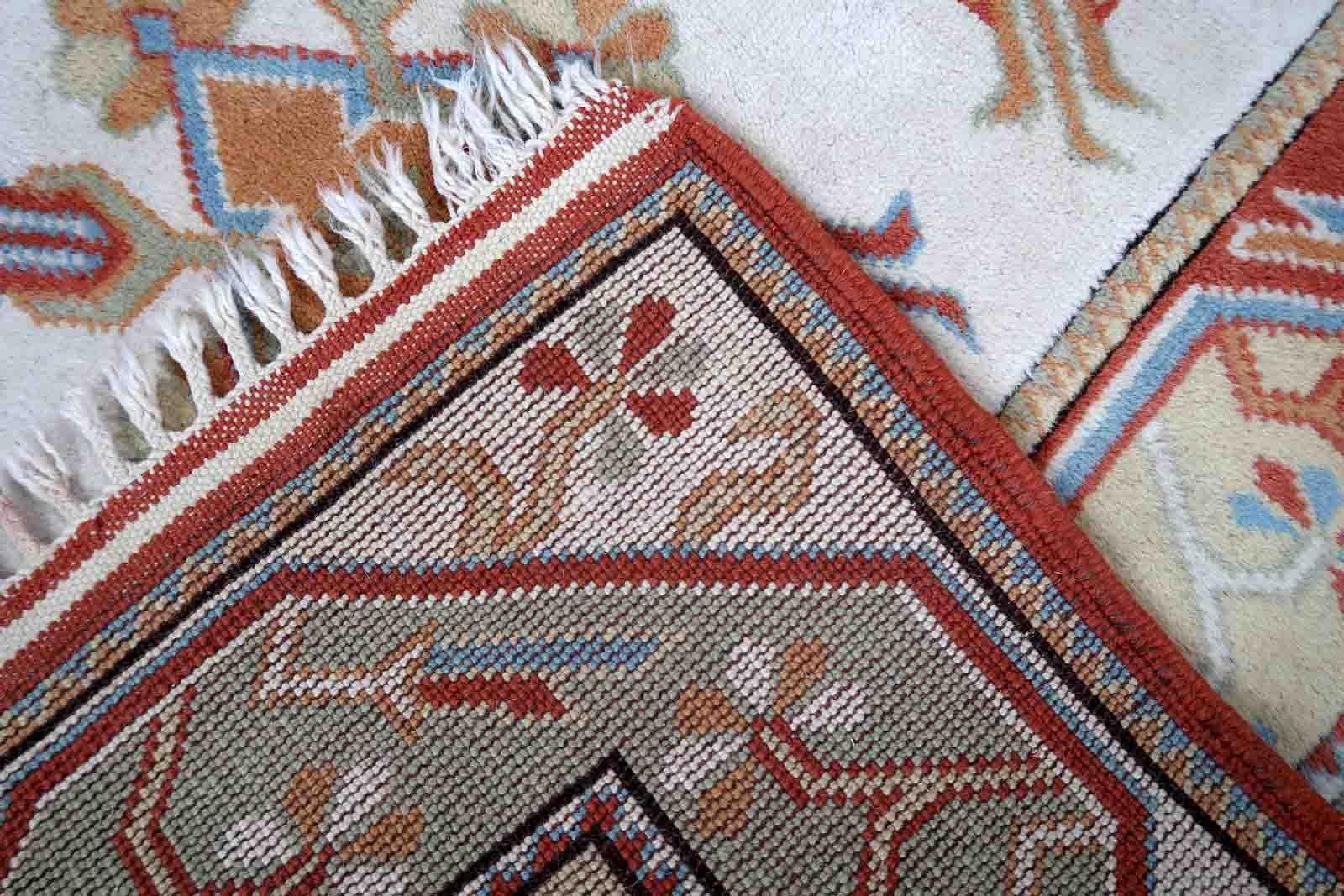 Handmade vintage Turkish Kars rug in wool. The rug is from the end of 20th century in original good condition.

?-condition: original good,

-circa: 1960s,

-size: 3.8' x 5.7' (116cm x 175cm),

-material: wool,

-country of origin: