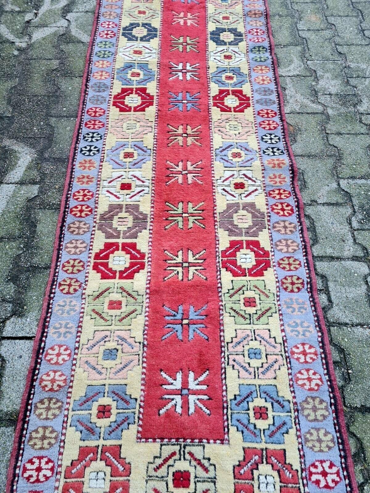Français Tapis de course Vintage Kars Turc 2.5' x 8.9' 1960s - 2K41 en vente