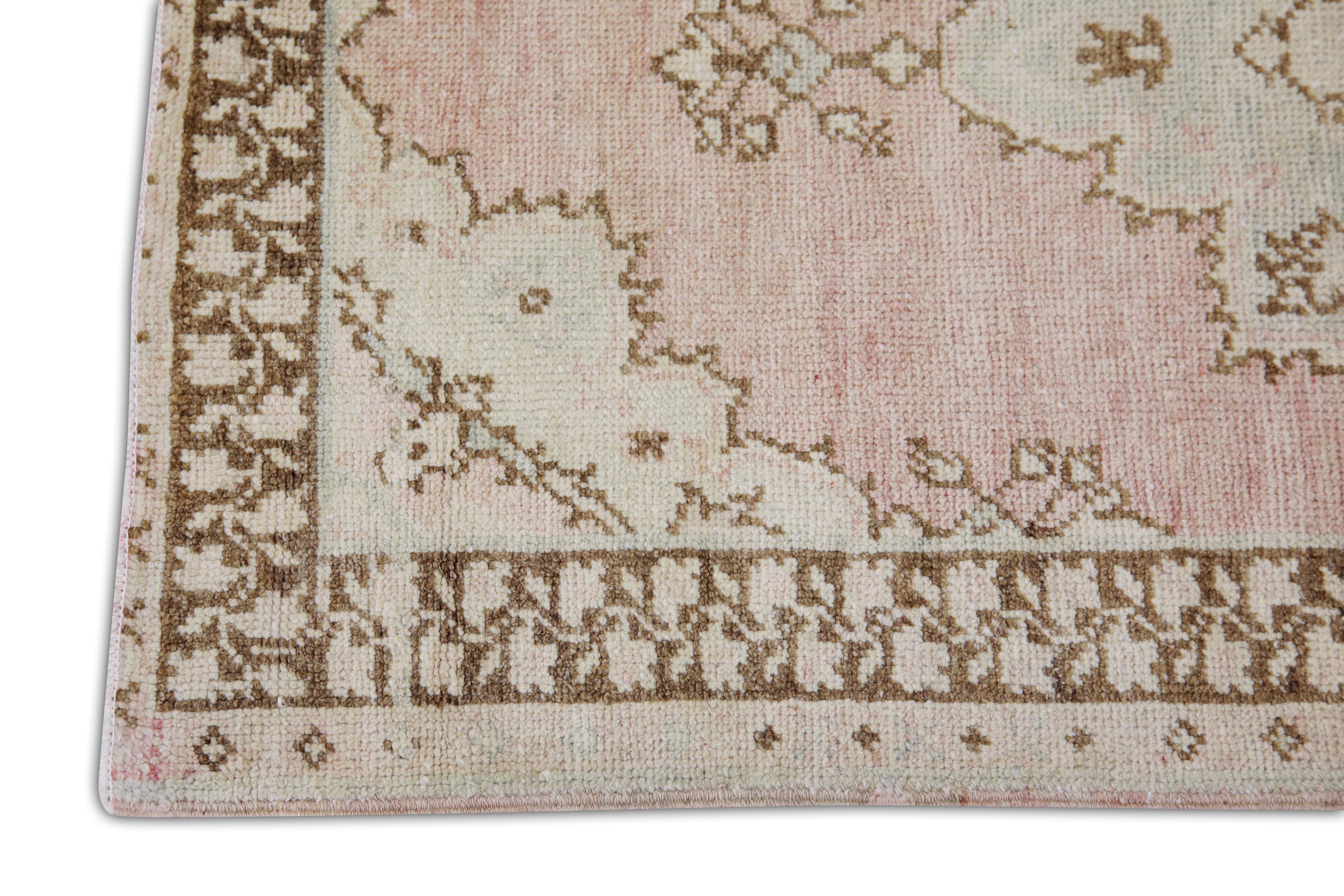 Hand-Woven Handmade Vintage Turkish Rug 2'5