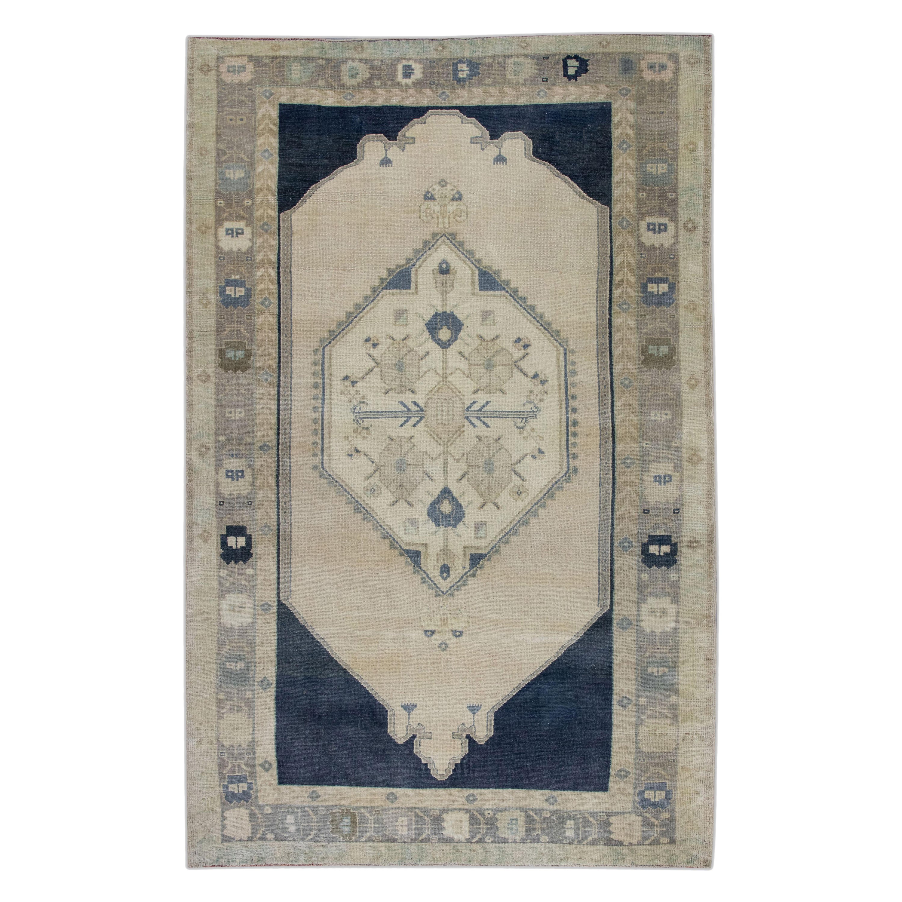 Tappeto turco vintage fatto a mano 4'3 "x 6'9"