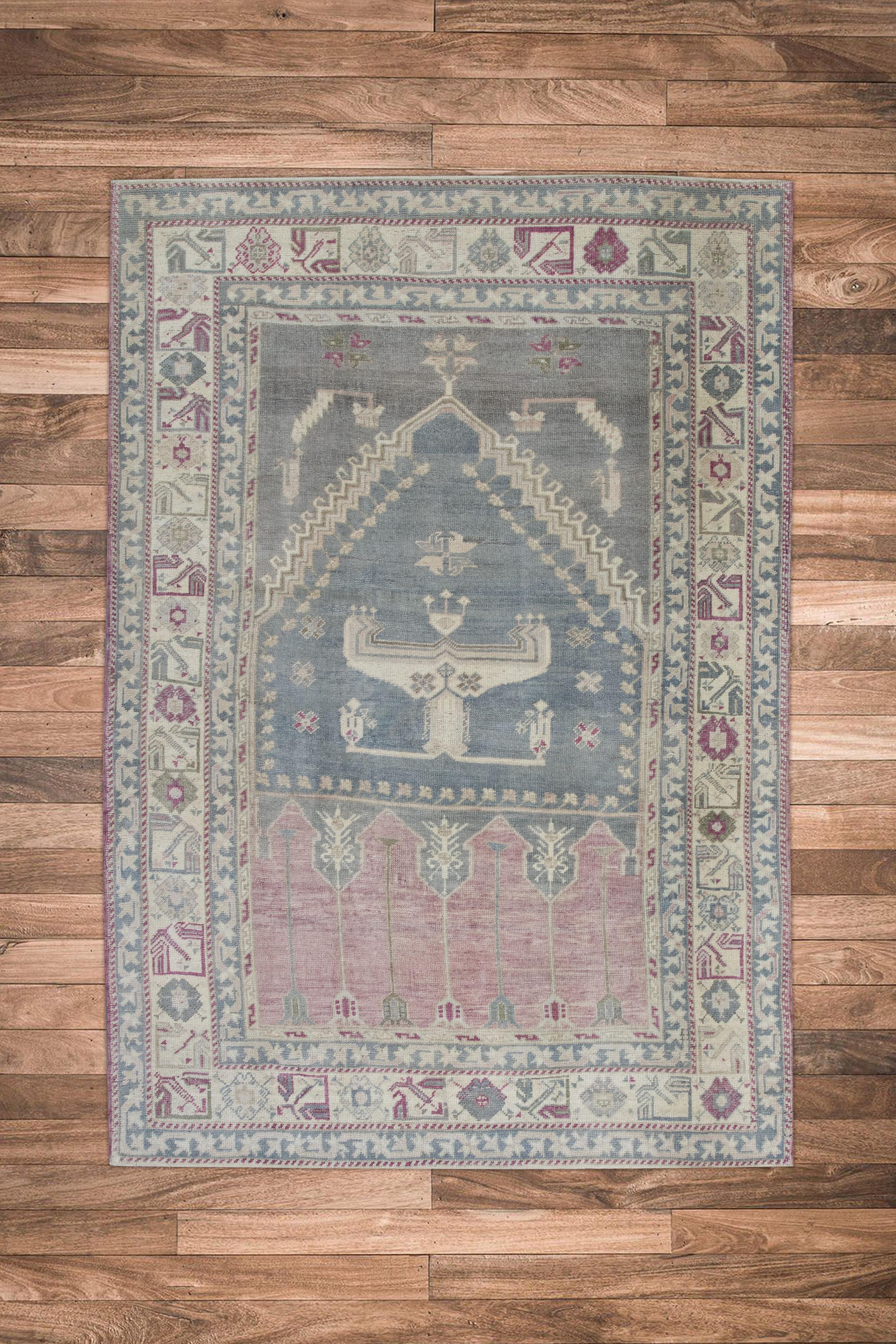 Alfombra turca vintage hecha a mano 4'9 