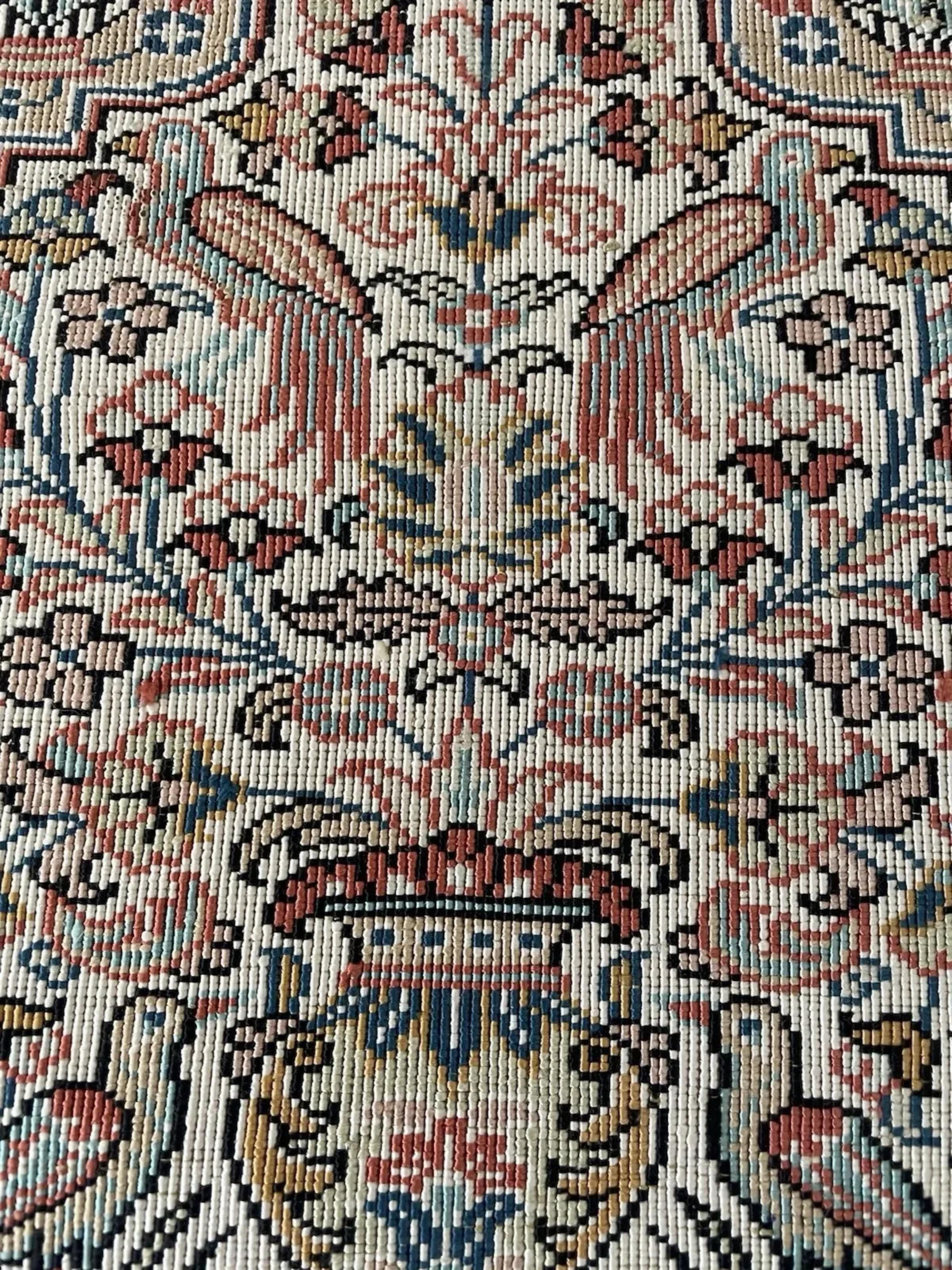 Late 20th Century Handmade Vintage Turkish Silk Hereke Prayer Rug 1.2' x 1.6', 1980s - 1N102 For Sale