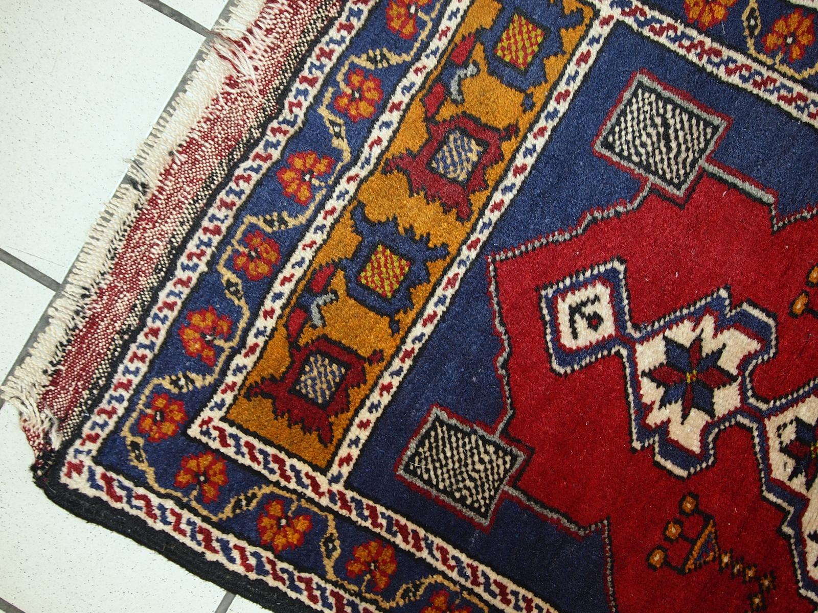 Wool Handmade Vintage Turkish Yastik Rug, 1960s, 1C731 For Sale