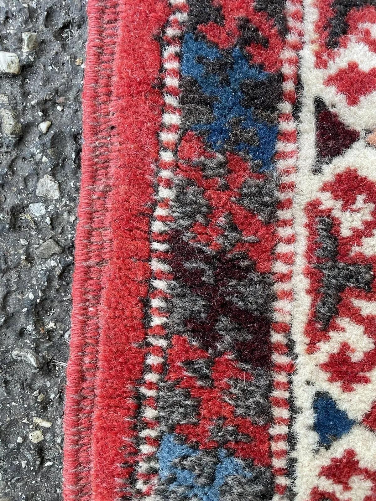 Milieu du XXe siècle Tapis vintage turc Yuruk fait main 5.3' x 7.2' 1940s - 1N82 en vente