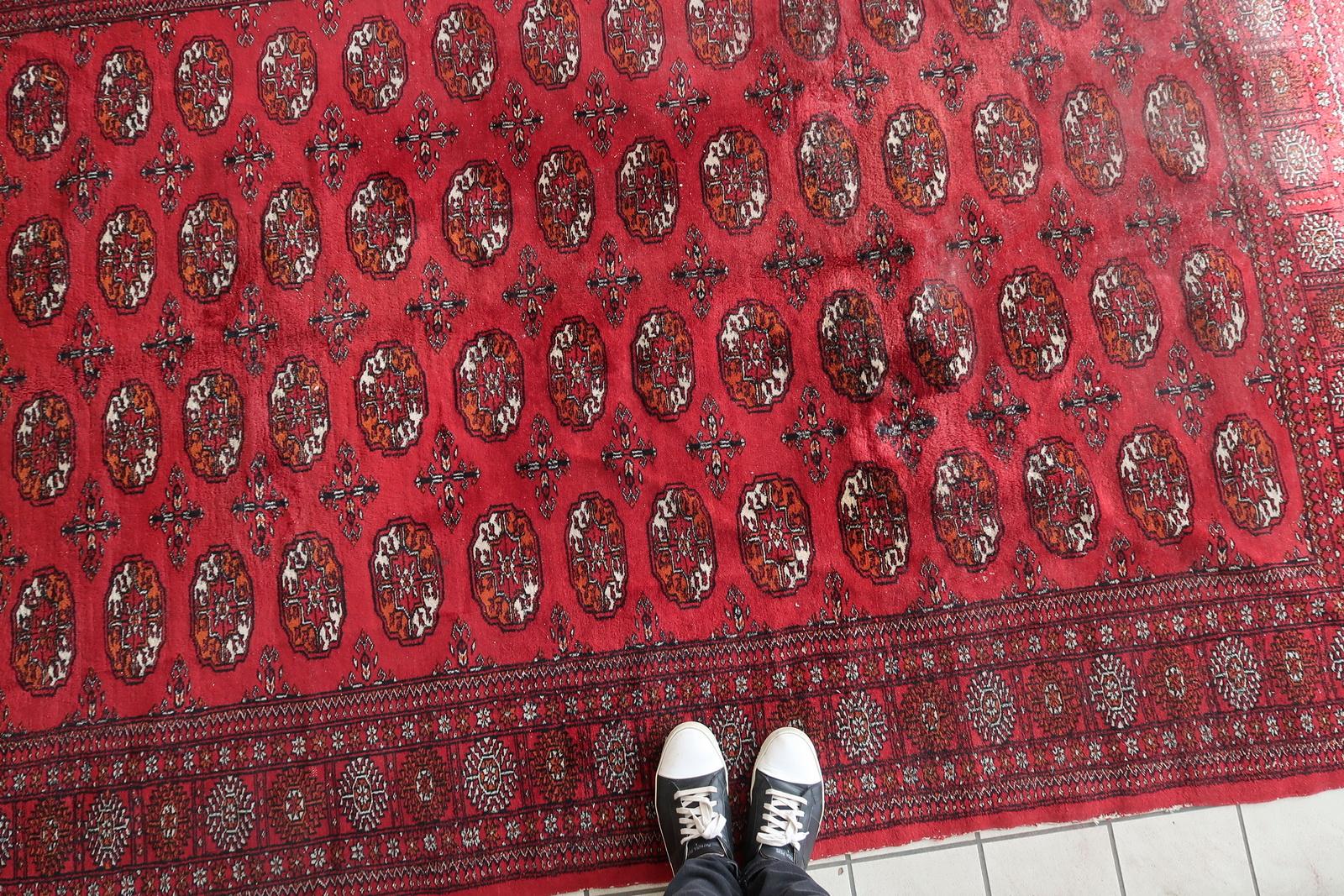 Handmade Vintage Turkmen Ersari Rug 4.2' x 6.4' 1960s - 1C1177 For Sale 6