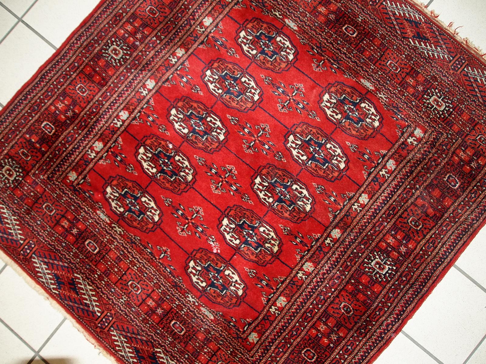 Late 20th Century Handmade Vintage Turkmen Tekke Rug, 1970s, 1C631 For Sale