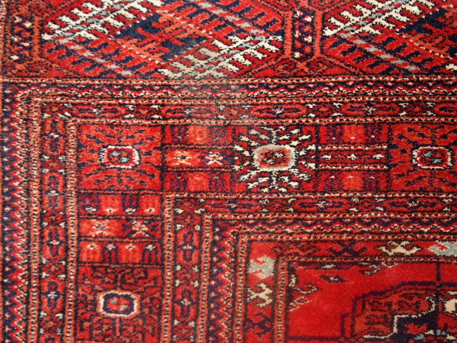 Handmade Vintage Turkmen Tekke Rug, 1970s, 1C631 For Sale 2