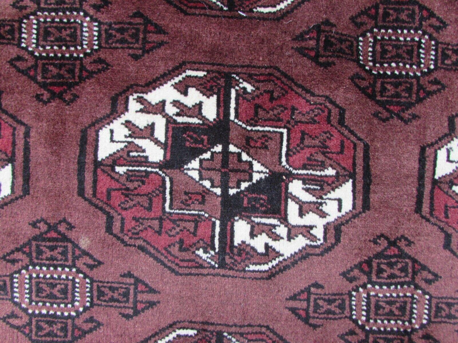 Handgefertigter türkischer Tekke-Teppich im Vintage-Stil 8,3' x 12,4', 1970er Jahre, 1Q54 (Wolle) im Angebot