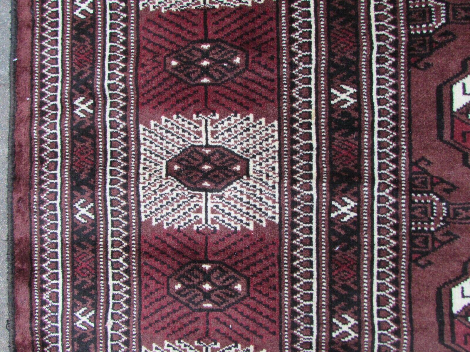 Handgefertigter türkischer Tekke-Teppich im Vintage-Stil 8,3' x 12,4', 1970er Jahre, 1Q54 im Angebot 1