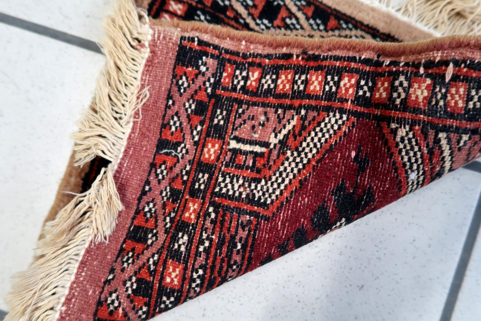 Mid-20th Century Handmade Vintage Uzbek Bukhara Mat Rug 1' x 1', 1930s - 1C1127 For Sale