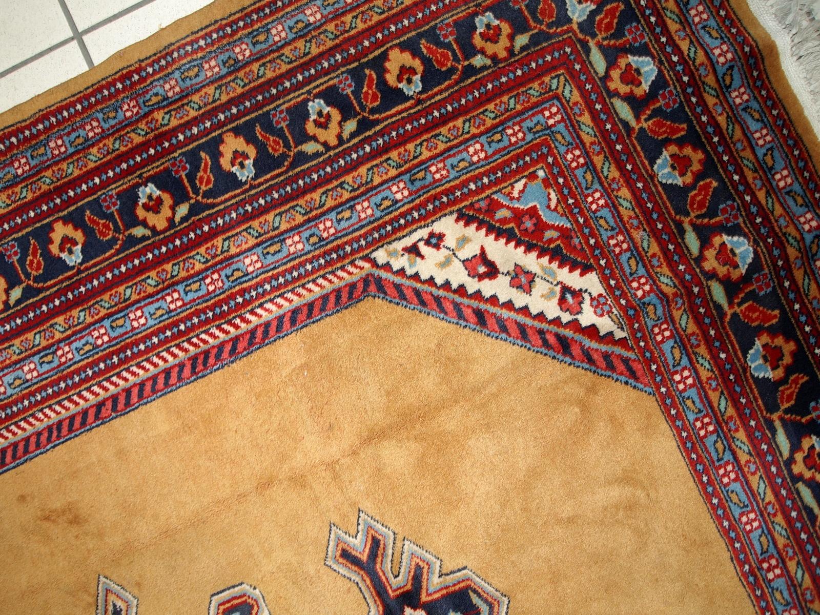 Handgefertigter türkischer Bukhara-Teppich im Vintage-Stil, 1960er Jahre, 1C715 (Handgeknüpft) im Angebot