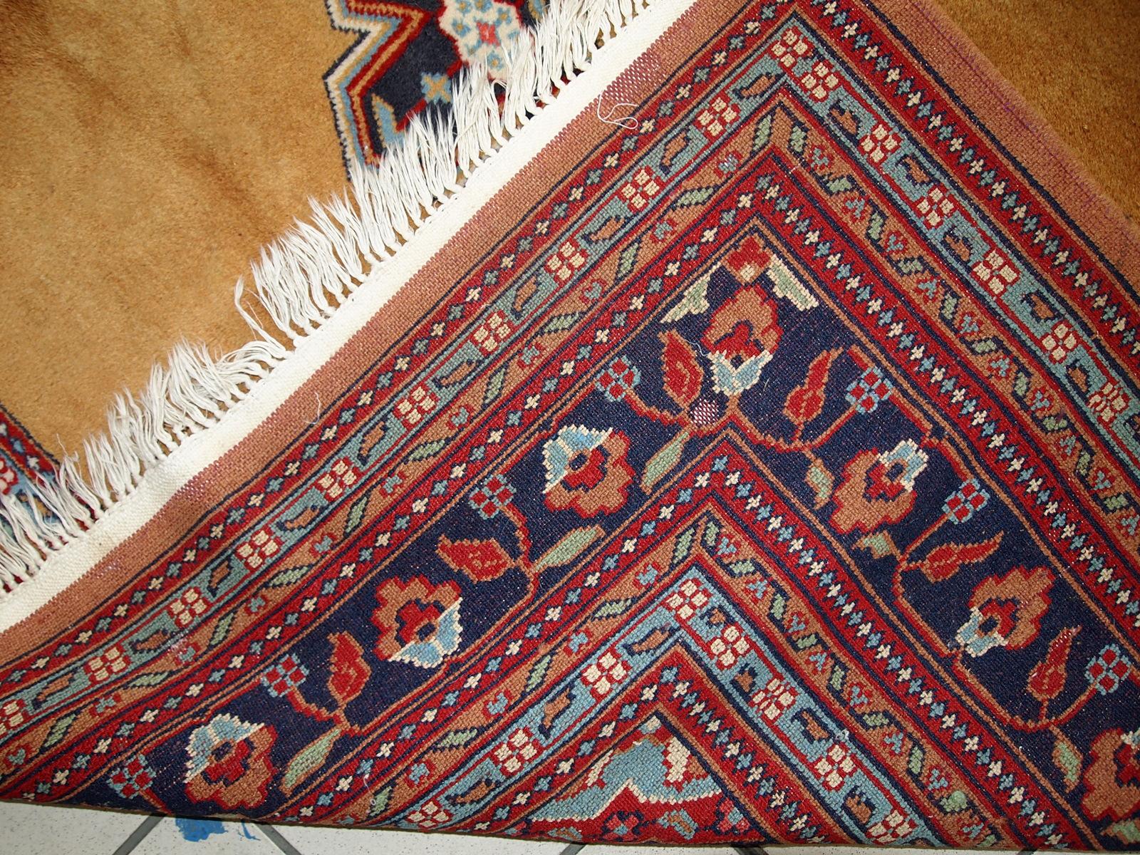 Handgefertigter türkischer Bukhara-Teppich im Vintage-Stil, 1960er Jahre, 1C715 im Angebot 1
