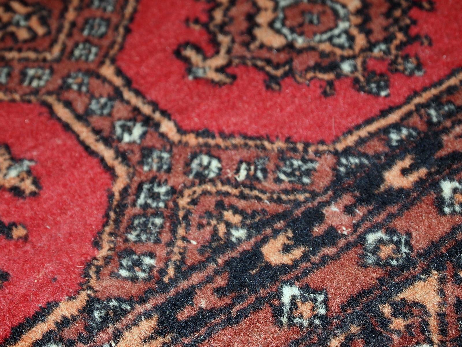 Handmade Vintage Uzbek Bukhara Rug, 1960s, 1С740 For Sale 4