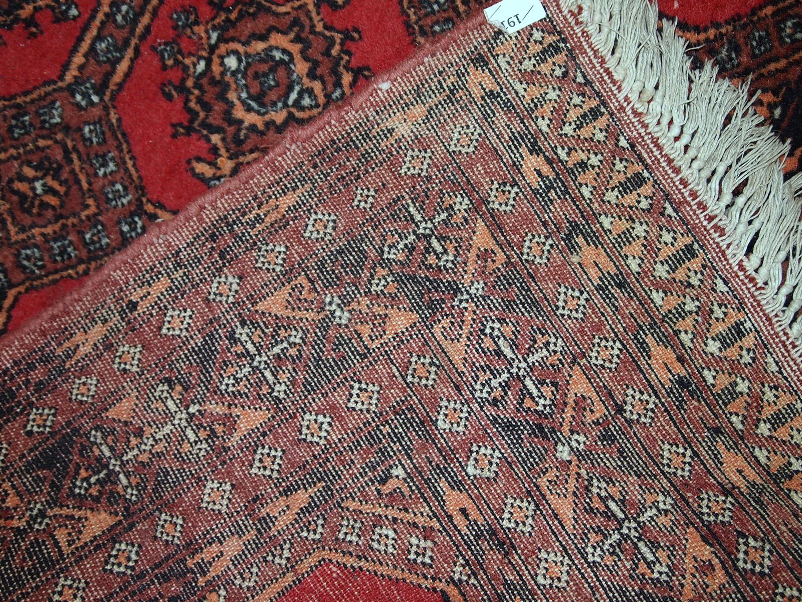Handmade Vintage Uzbek Bukhara Rug, 1960s, 1С740 For Sale 2