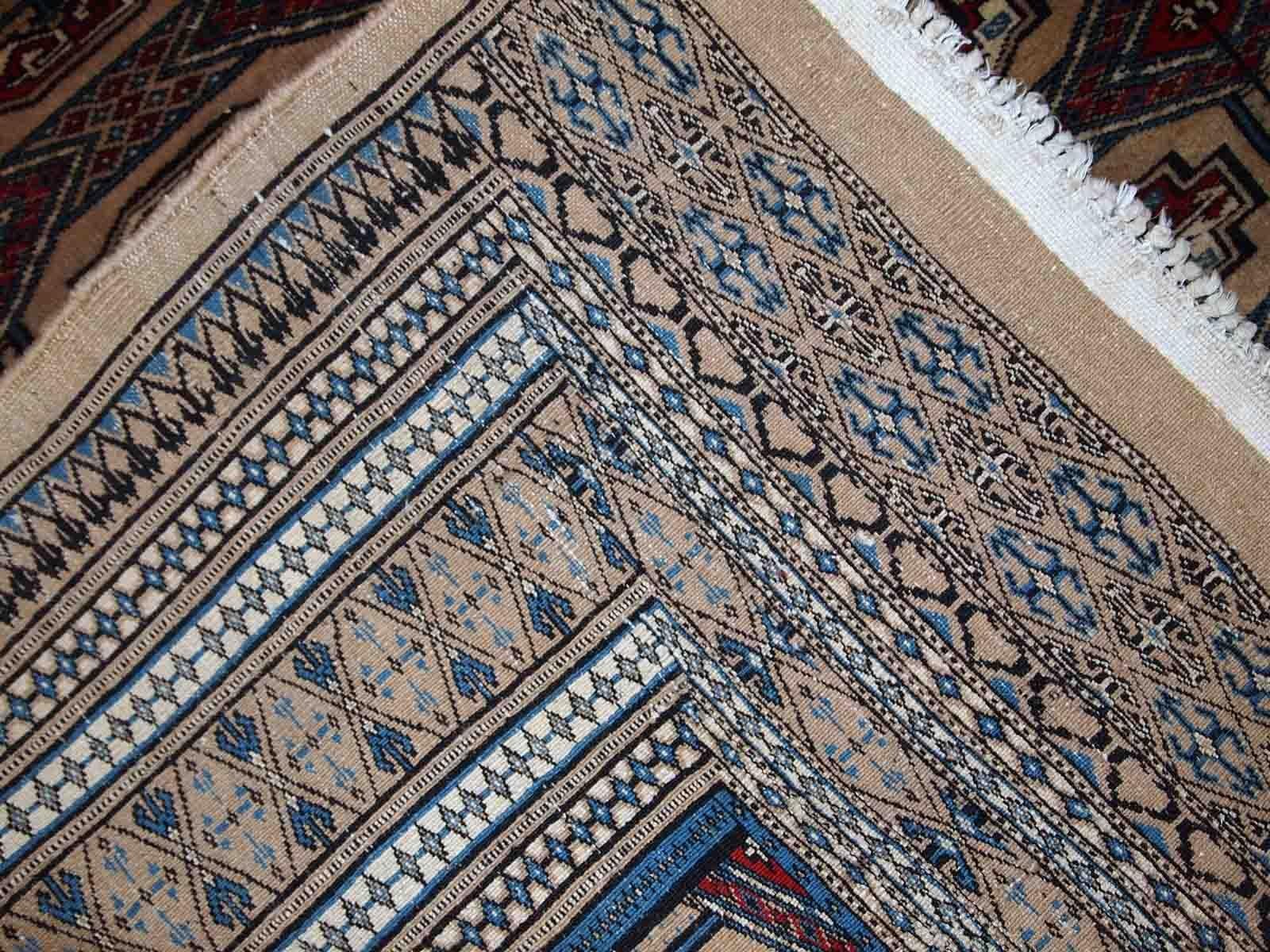 Handmade Vintage Uzbek Bukhara Rug, 1960s, 1C776 For Sale 2
