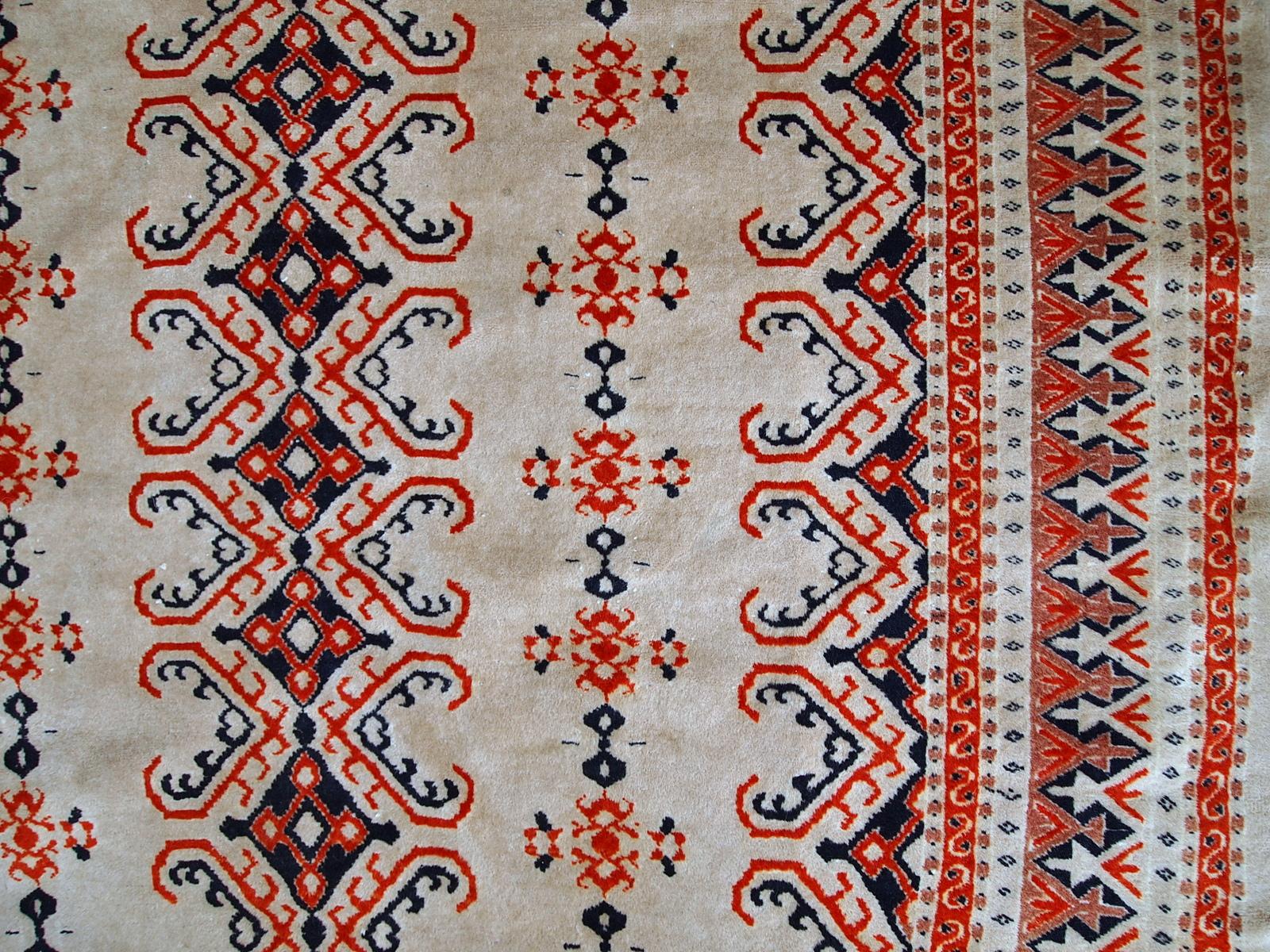 20th Century Handmade Vintage Uzbek Bukhara Rug, 1960s, 1c491 For Sale