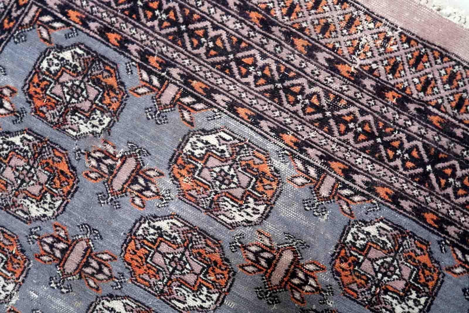 Handmade Vintage Uzbek Bukhara Rug, 1960s, 1C868 For Sale 3