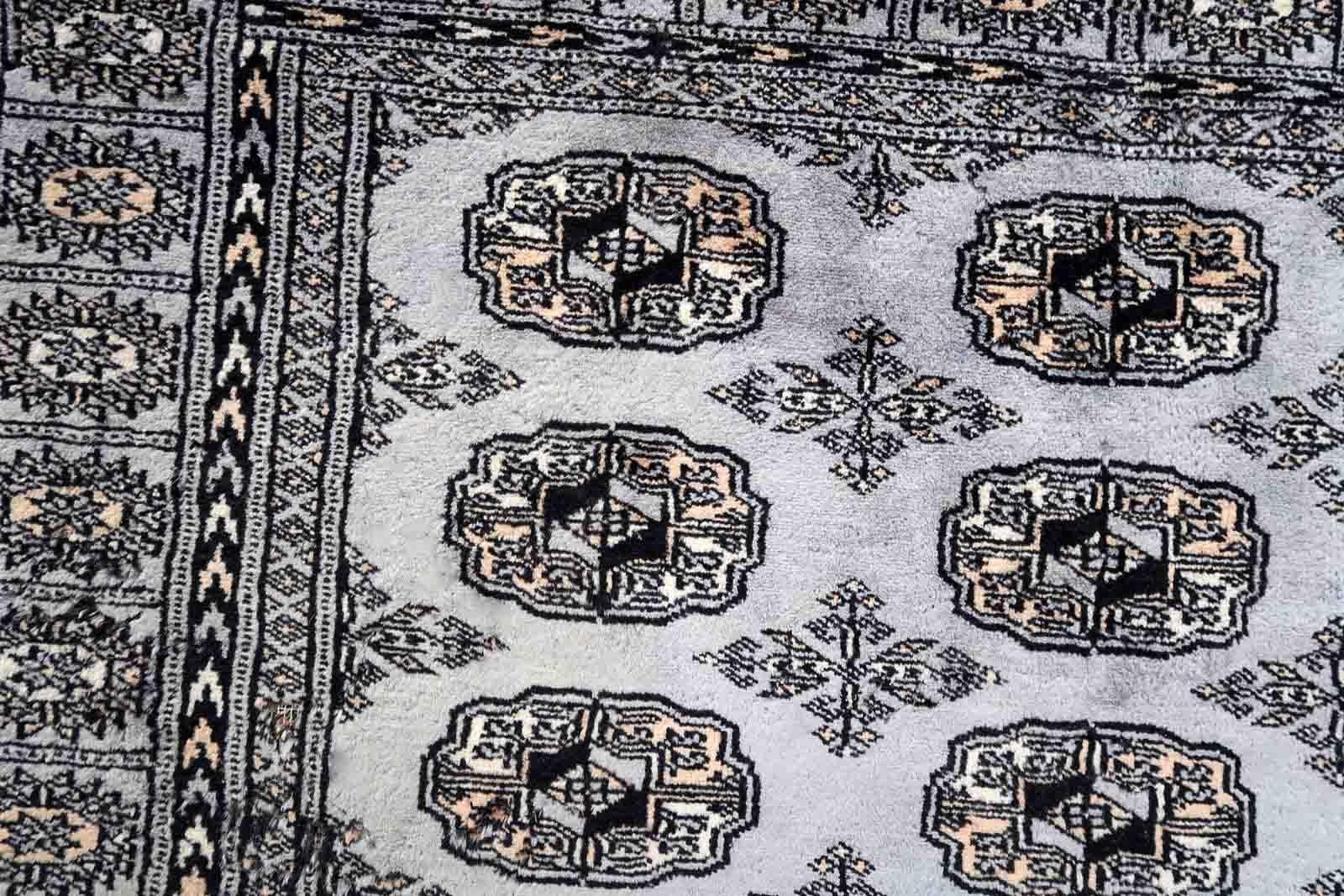Handmade Vintage Uzbek Bukhara Rug, 1960s, 1C869 For Sale 1