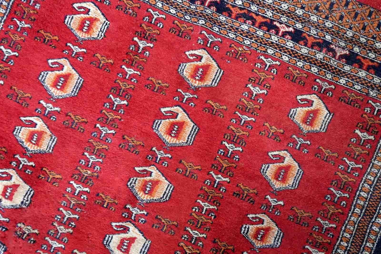 Handmade Vintage Uzbek Bukhara Rug, 1960s, 1C889 For Sale 3
