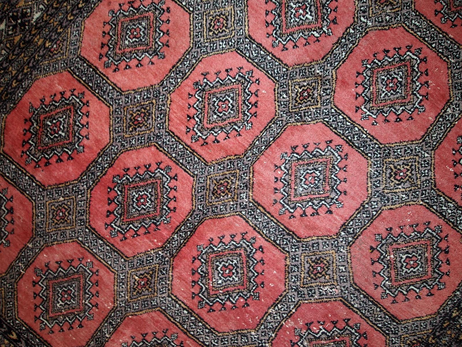 Wool Handmade Vintage Uzbek Bukhara Rug, 1970s, 1C639