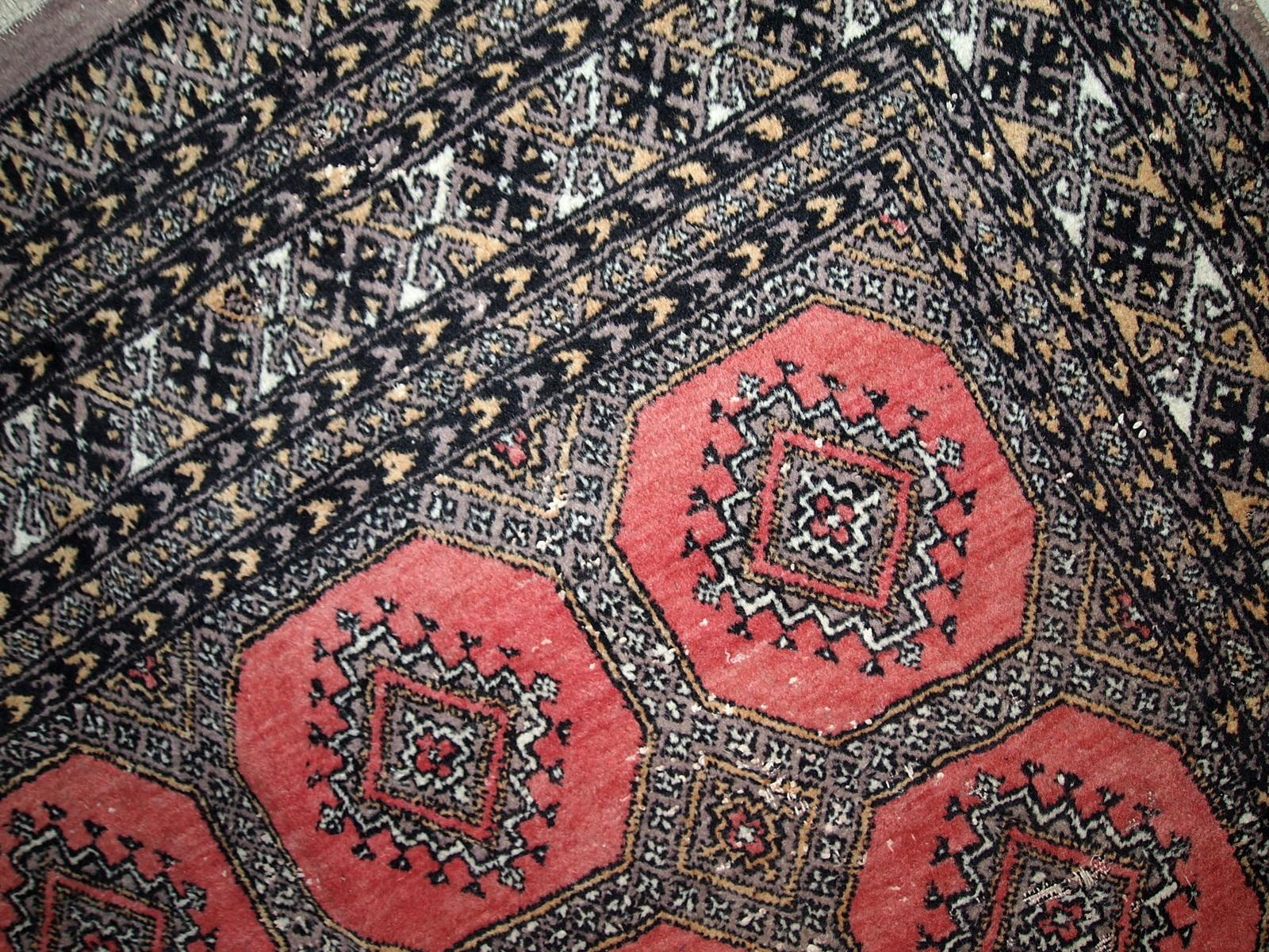 Handmade Vintage Uzbek Bukhara Rug, 1970s, 1C639 3