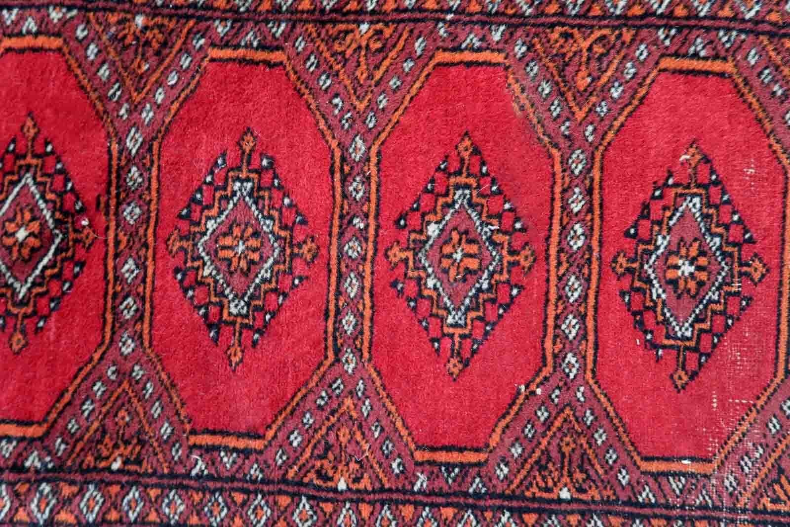 Handmade Vintage Uzbek Bukhara Rug, 1970s, 1C865 For Sale 1