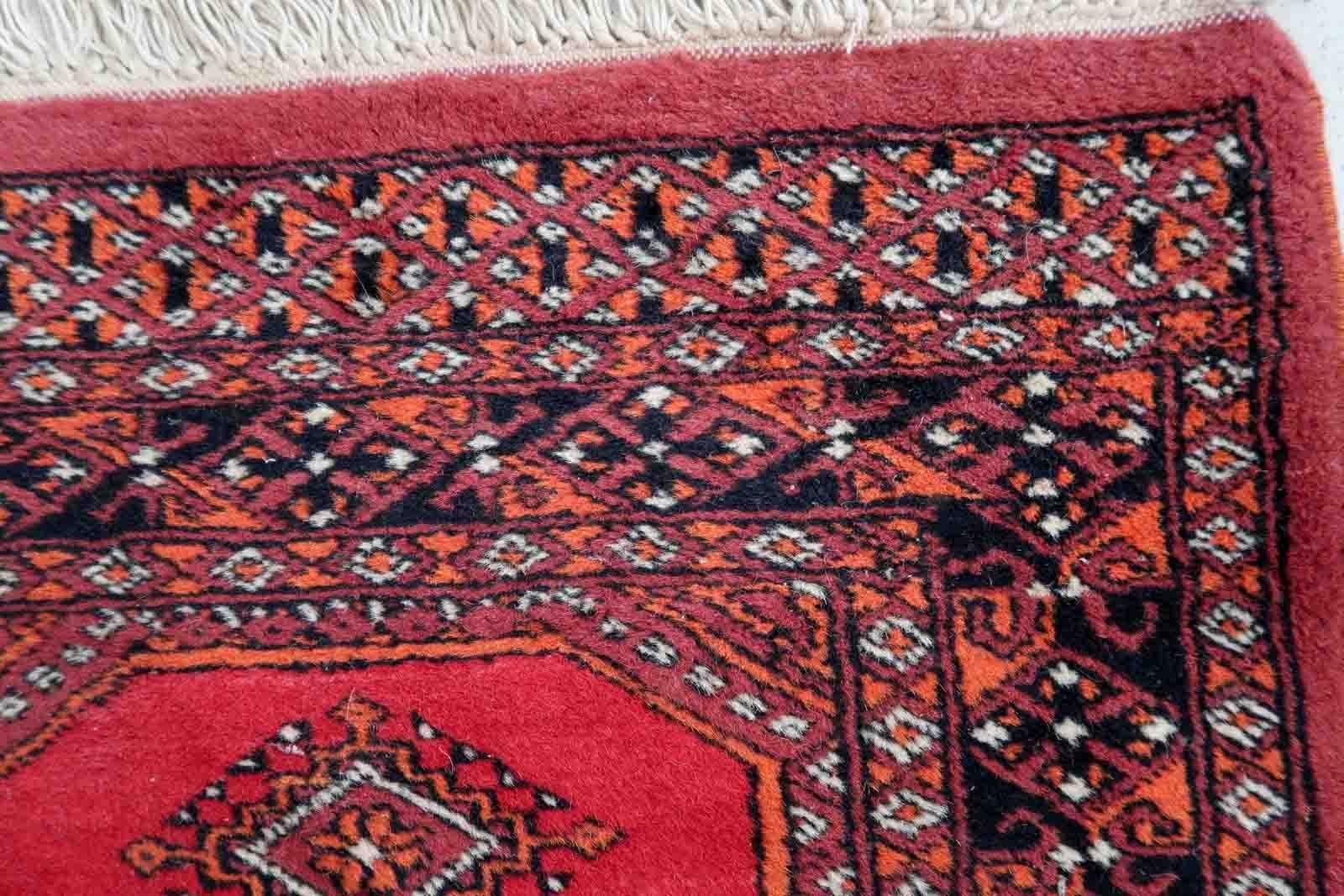 Handmade Vintage Uzbek Bukhara Rug, 1970s, 1C865 For Sale 3