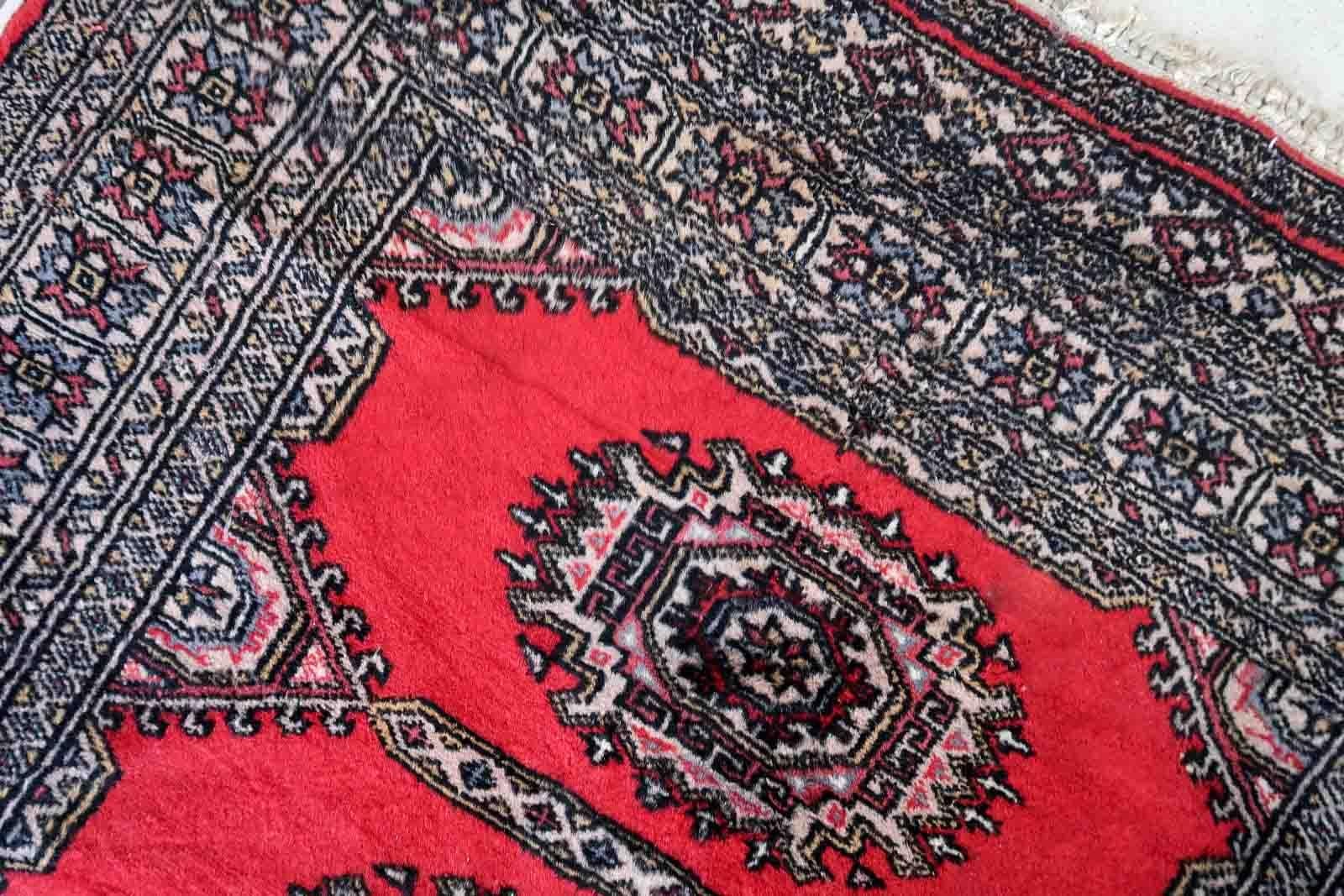 Handmade Vintage Uzbek Bukhara Rug, 1970s, 1c894 For Sale 4