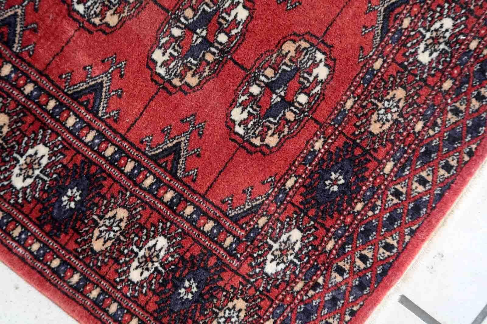 Handmade Vintage Uzbek Bukhara Rug, 1970s, 1C995 For Sale 2