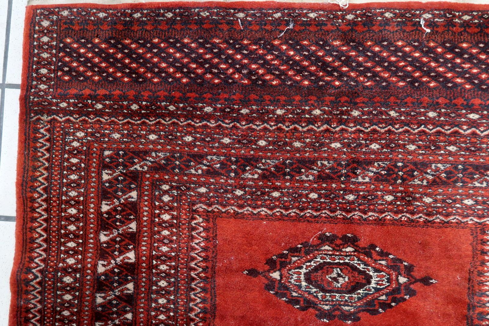 Handmade Vintage Uzbek Bukhara Rug 3' x 5.1', 1950s - 1C1147 For Sale 4